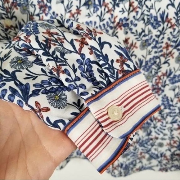 Ann Taylor Loft White  Floral Long Sleeve Top - Picture 5 of 12